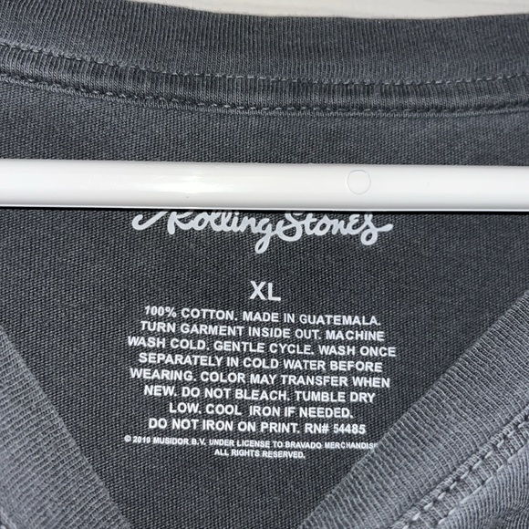 American Eagle Rolling Stones Tee - Picture 2 of 4